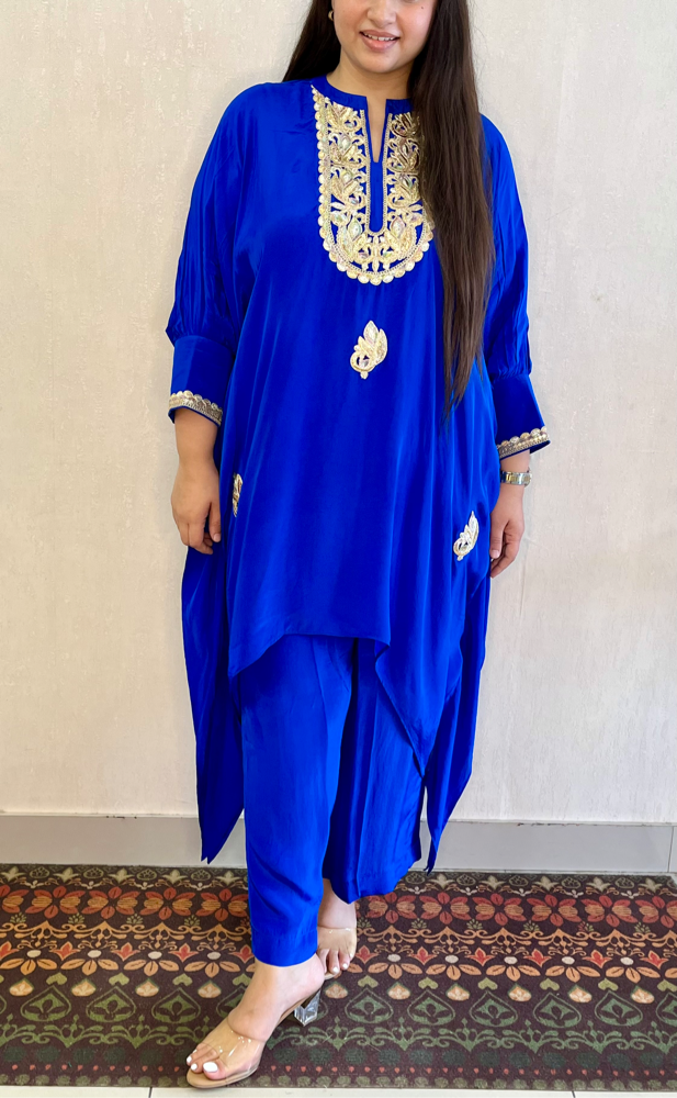 Electrical blue embroidered kaftan