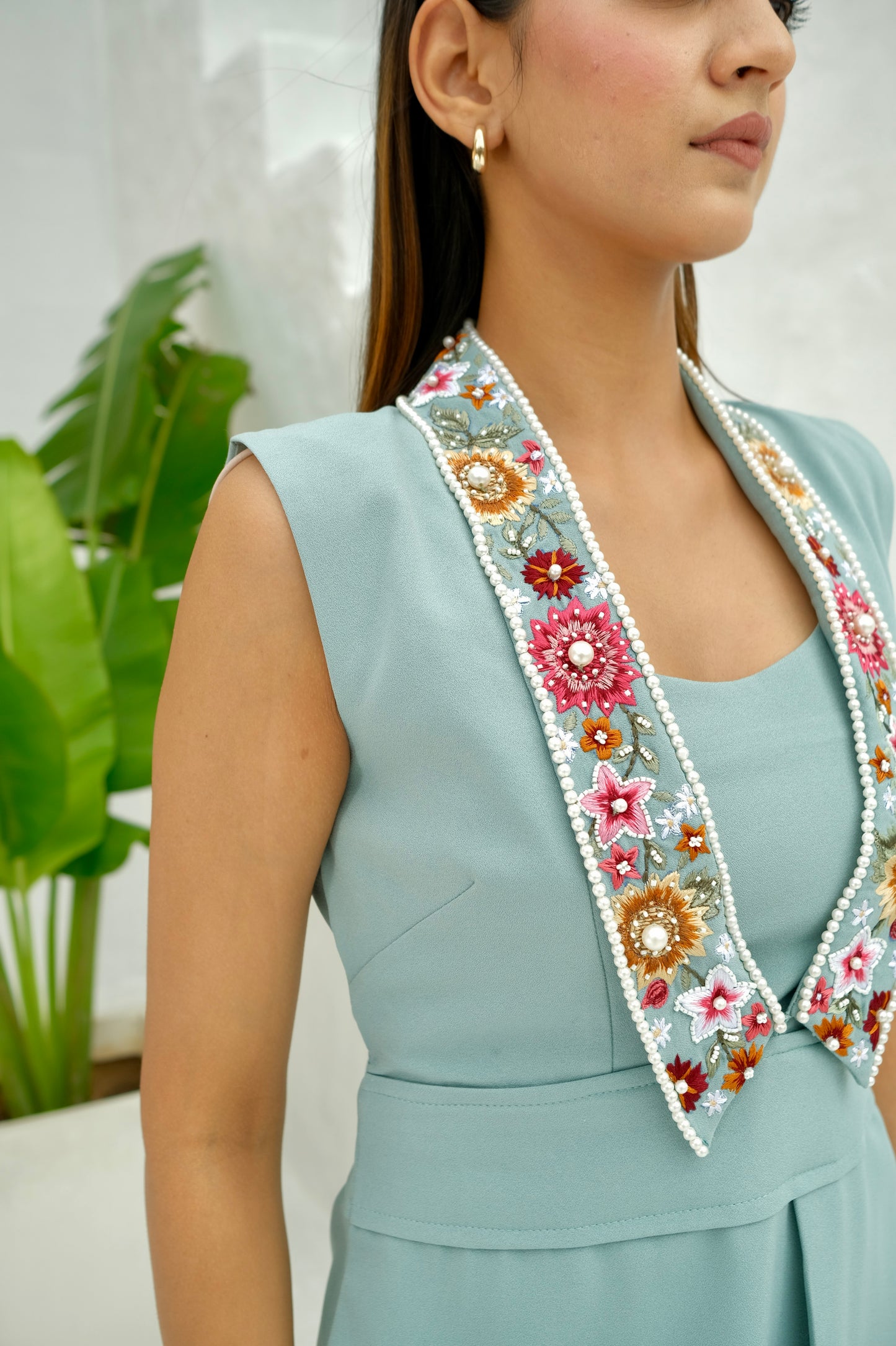 Chelsea thread and beaded Embellished collar co-ord set